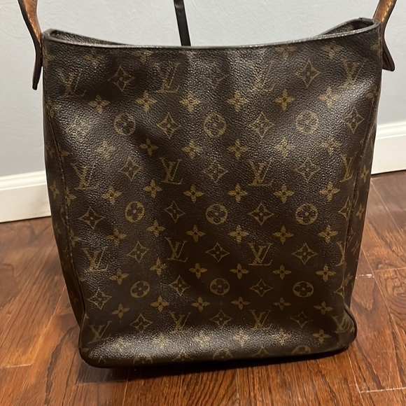 Authentic Louis Vuitton Looping Monogramed GM Tote - Picture 2 of 14